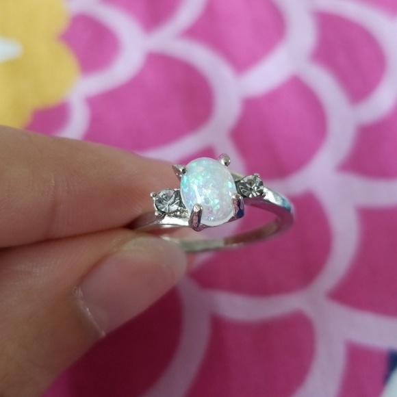 Unique 3 Stone Opal Moonstone Ring - Picture 4 of 4